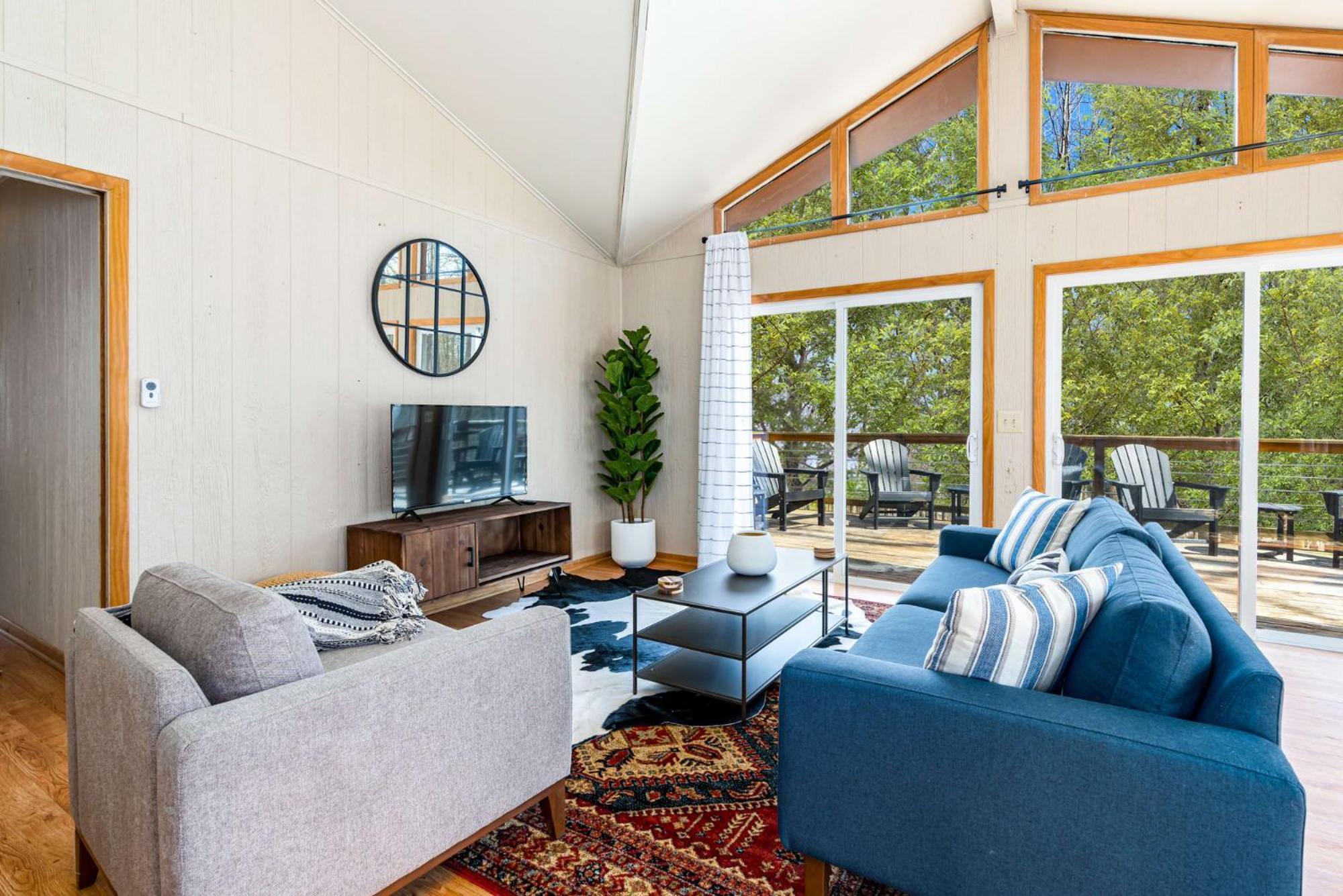 Chalet W Hot Tub, Large Deck, Grill, & Fast Wifi 伯克利斯普林斯 外观 照片